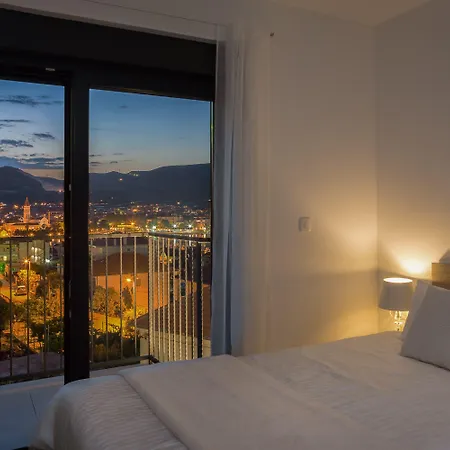 Villa Salt - 10 People, Heated Pool, Trogir, Near & Split Airport Traù