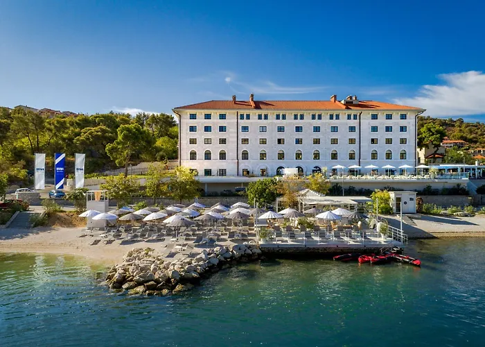 Salt - 10 People, Heated Pool, Trogir, Near & Split Airport Βίλα *