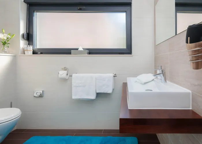 Salt - 10 People, Heated Pool, Trogir, Near & Split Airport Βίλα Τρογκίρ