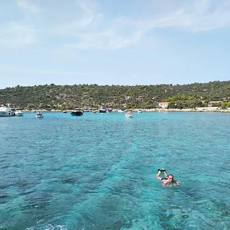 Salt - 10 People, Heated Pool, Trogir, Near & Split Airport * Τρογκίρ