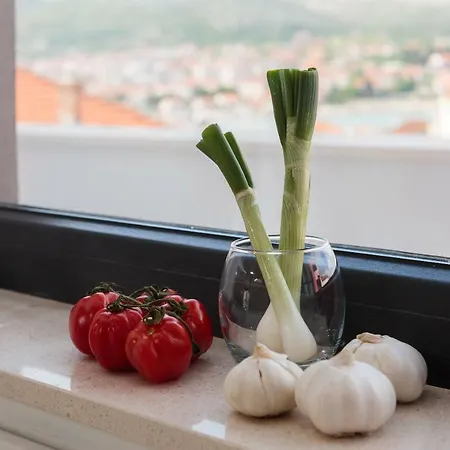 Salt - 10 People, Heated Pool, Trogir, Near & Split Airport Vila